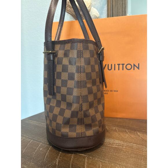 Louis Vuitton Damier Ebene bucket bag - Picture 4 of 11